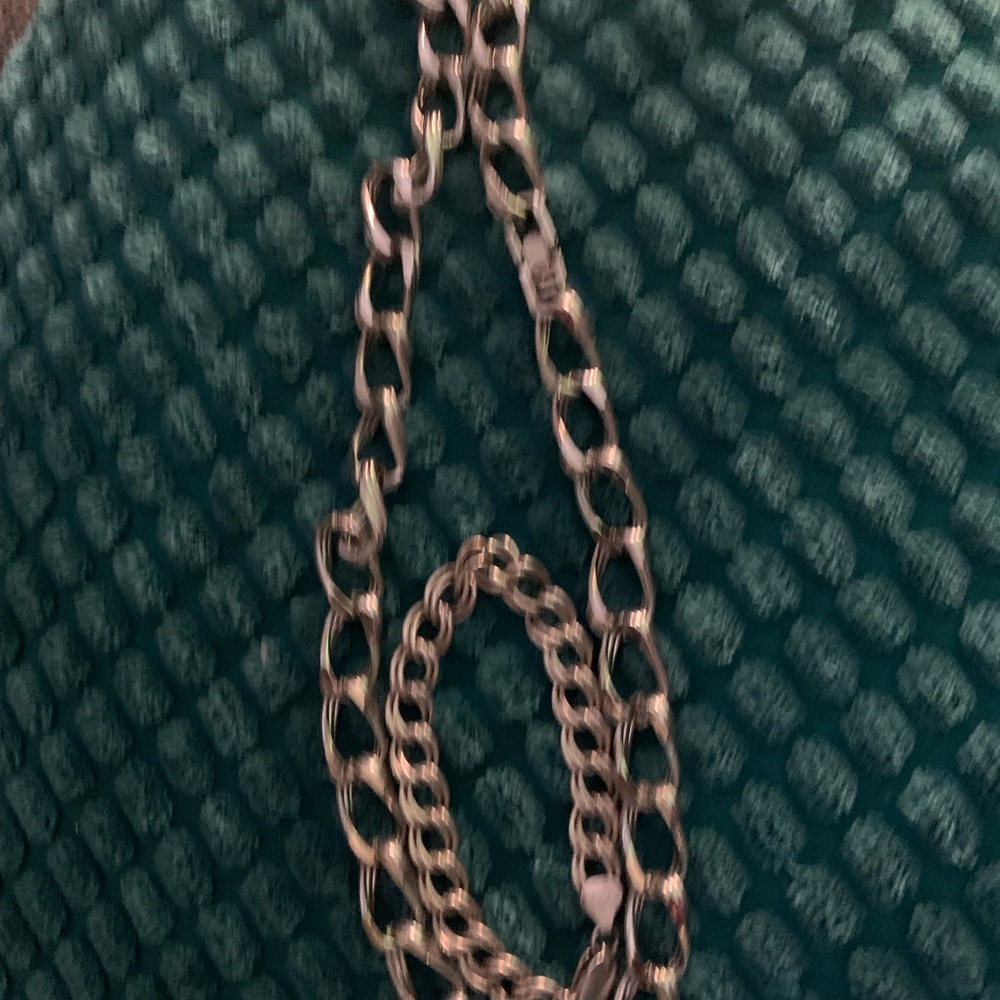 Jewelry - Picture 3 of 7